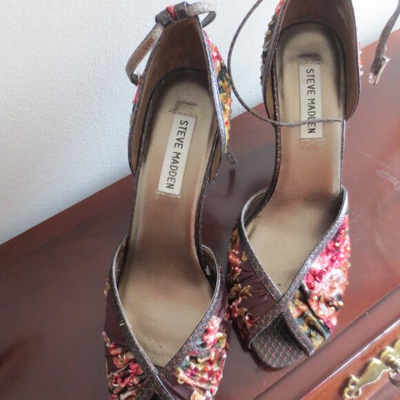 Vintage Steve Madden Skinny Wedge Heels - Picture 5 of 6